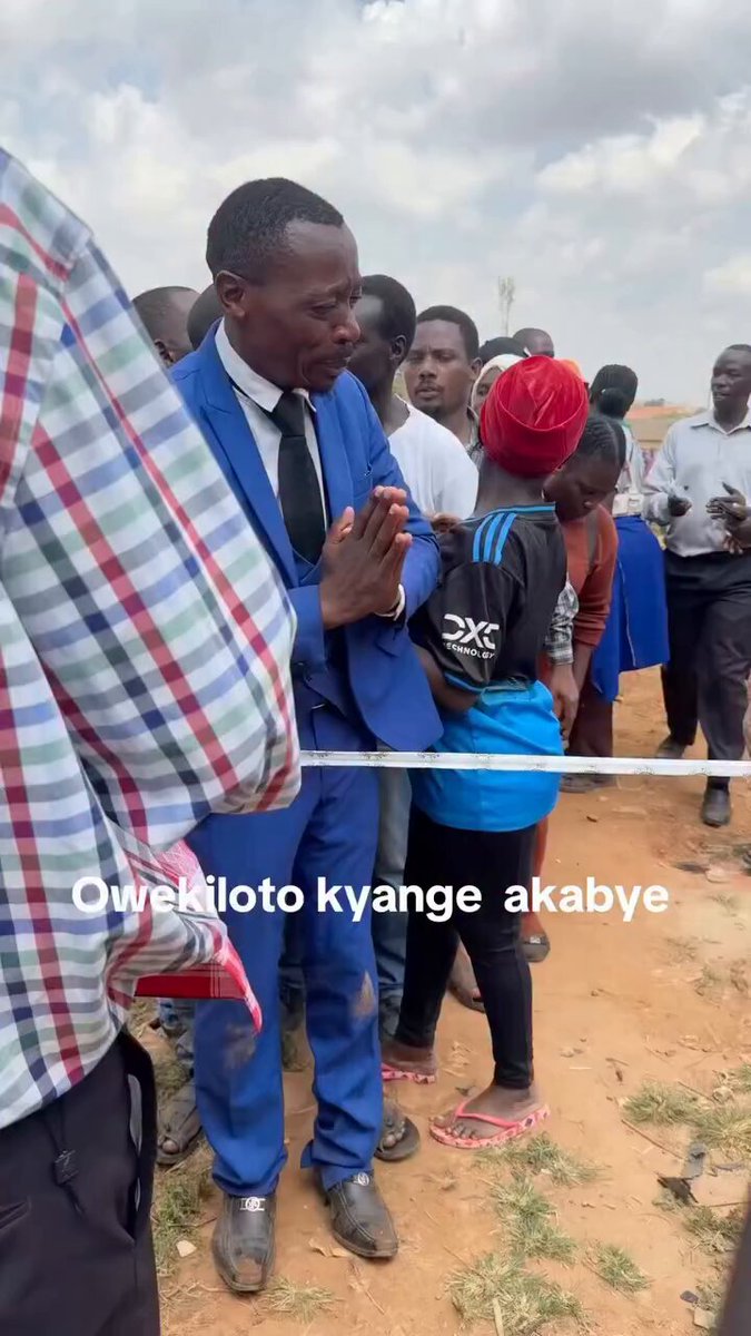 Owekiloto akoze atya! Azeemu nakaaba. Abalonzi mulibantu babi.