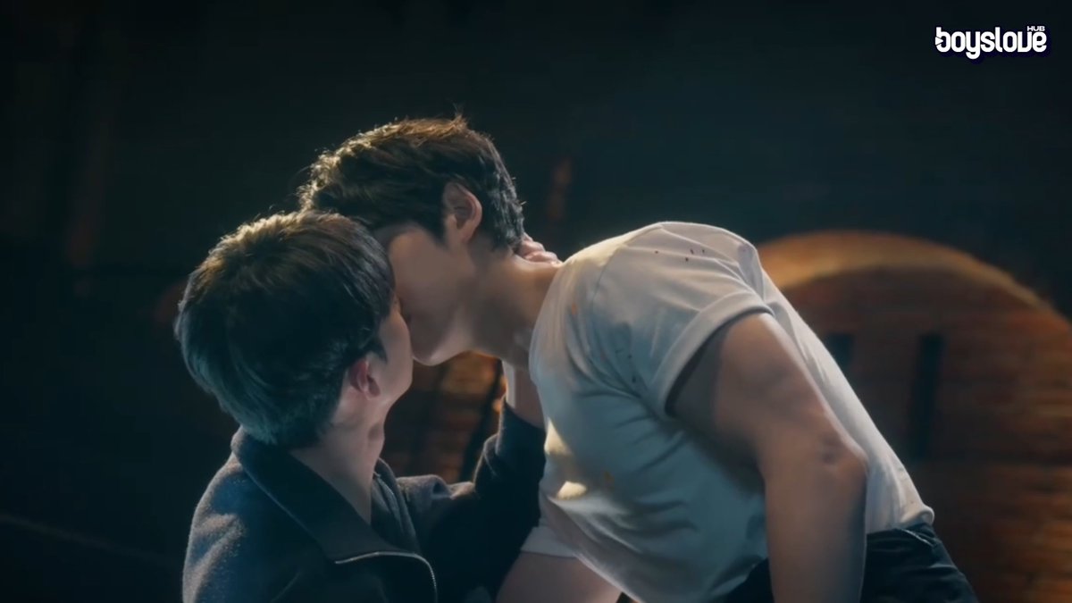 🚨 ‘Play Me,’ the new Korean BL starring #PENTAGON’s Hongseok and Park Sunghyun, premieres July 31. Two aspiring actors have been in love since high school. Separated by adulthood, they made a promise back then: to stand on stage together one day.