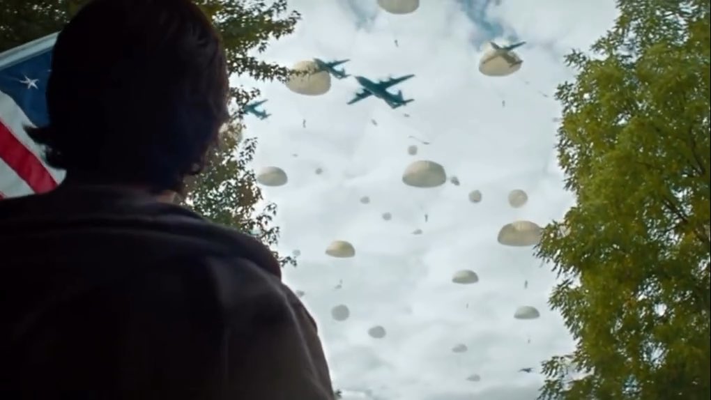 Majority of the US population is armed like a modern army, no one would invade them like this 😂 🎬: Red Dawn 🍿🔥