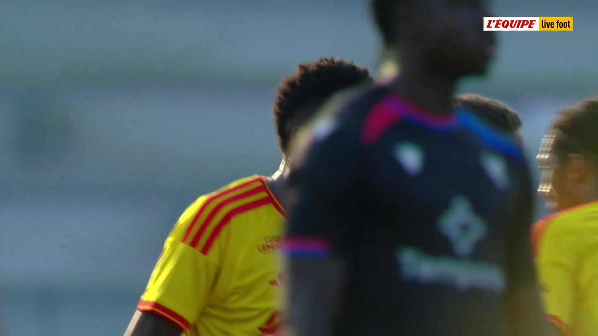 Odsonne Edouard ouvre le score après un joli mouvement des Lensois ! Le direct sur L'Équipe live foot > #lequipeFOOT
