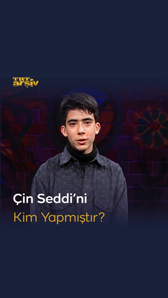 Zamane çocukları 😅 1992 yılına gidiyor ve “Gençlik” programından eğlenceli bir skeci izliyoruz. 🎥