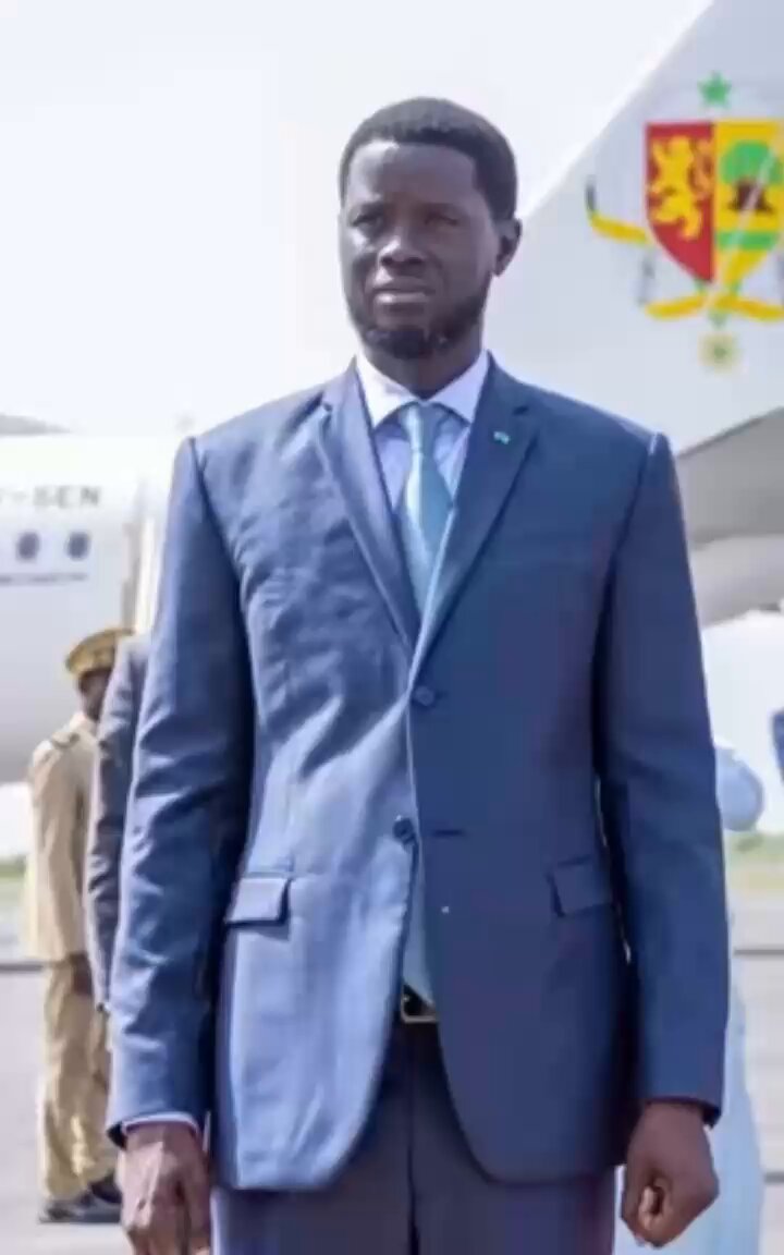 Souba ma outte Ninea ak agrément di diaye fer à repasser😂😂😂😂😂