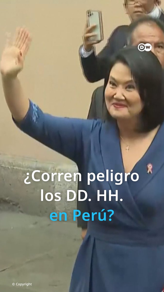 El regreso del fujimorismo reabre las heridas de un Perú profundamente dividido Treinta y seis años después de la llegada de Alberto Fujimori al poder, su hija Keiko alcanza la presidencia por un estrecho margen. Mientras sus partidarios reivindican el legado económico y la lucha contra Sendero Luminoso, crecen los temores por los derechos humanos.