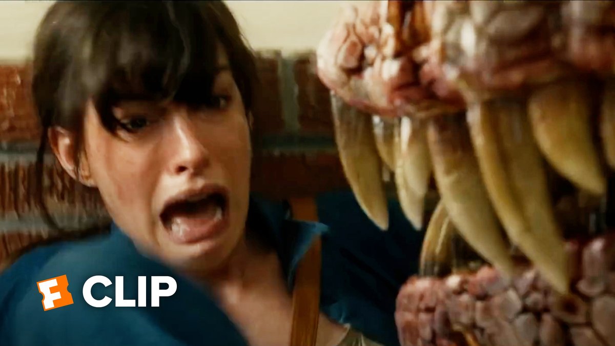 oh heck yea this looks like the movie ive been wanting since Spielberg showed me a T. rex loose in San Diego back in 97