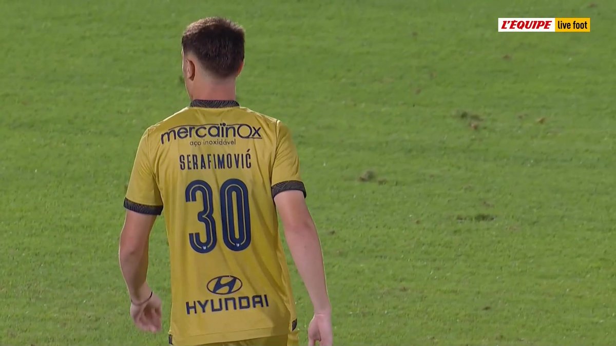 Après un match nul, Lens perd la séance de tirs au but face à Famalicao #lequipeFOOT