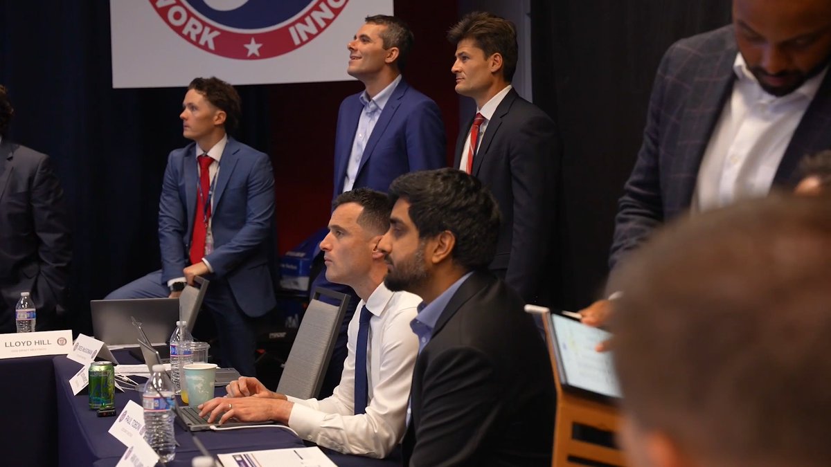 Inside our draft room for Day 1 of the 2026 MLB Draft 👀
