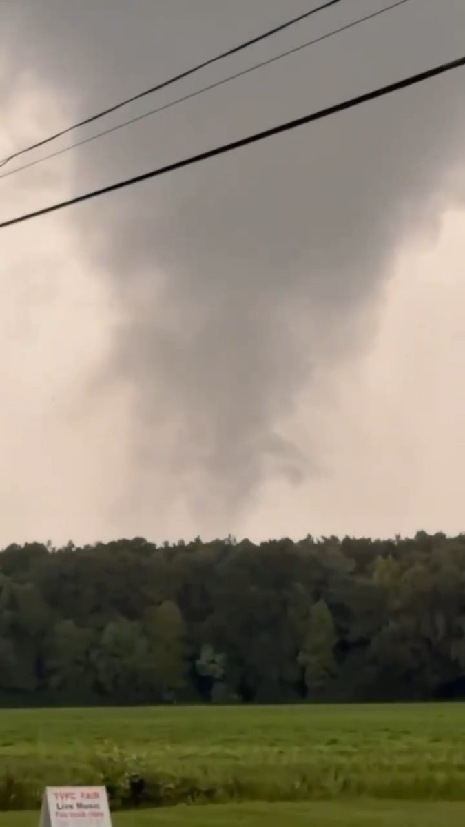 Storm Coverage Video (Talbot County) 📍 Trappe, MD ⏰ Tuesday, July 28, 2026 at 6:45 PM A few of our followers were kind enough to send in these clips from tonight's storm in Trappe, Maryland. Pretty scary looking at the way it all came together! Everyone please be careful out there!