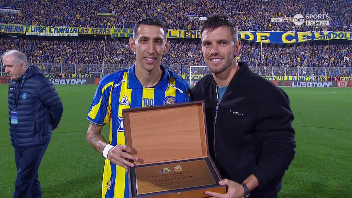 EL ABRAZO ENTRE DI MARIA Y LO CELSO Gio Lo Celso apareció en el Gigante de Arroyito y fue ovacionado. Viví el Torneo Clausura 2026 por TNT Sports Premium y disfrutalo también en HBO Max 👉 #Suscribite #LPFxTNTSports