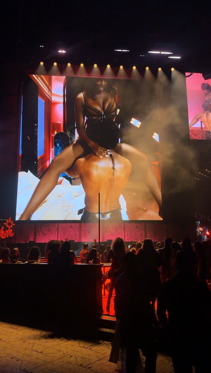 Usher a freak, he be in the gym. Birmingham, Alabama
