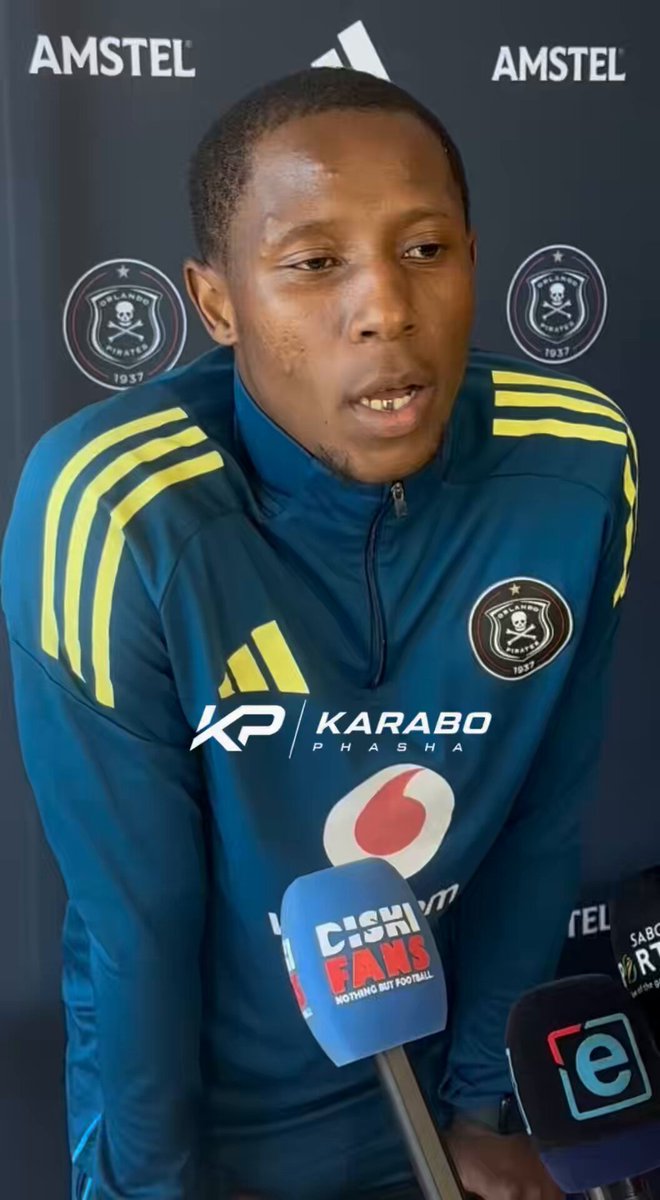 𝐌𝐨𝐫𝐞𝐦𝐢: 𝐎𝐬𝐰𝐢𝐧 &amp; 𝐈 𝐇𝐚𝐯𝐞 𝐌𝐨𝐫𝐞 𝐑𝐞𝐬𝐩𝐨𝐧𝐬𝐢𝐛𝐢𝐥𝐢𝐭𝐲☠️ Orlando Pirates winger Tshepang Moremi says since Rele Mofokeng has left, himself &amp; Oswin Apollis have more responsibility &amp; they’ll work much more harder #OrlandoPirates #OnceAlways ☠️