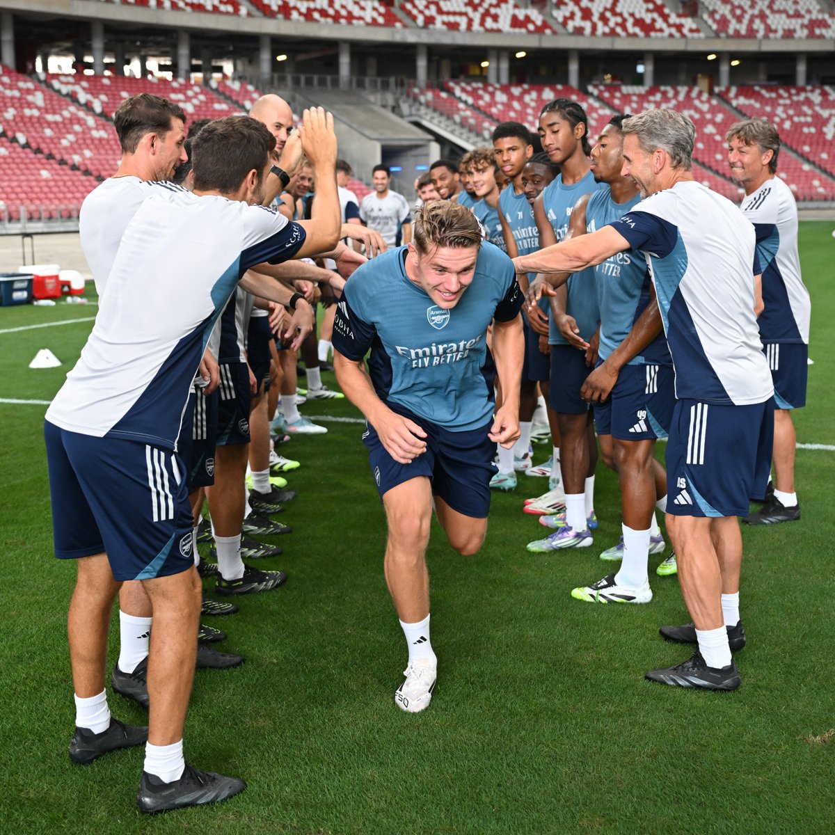 One year ago today, Viktor Gyökeres was introduced to The Arsenal squad.