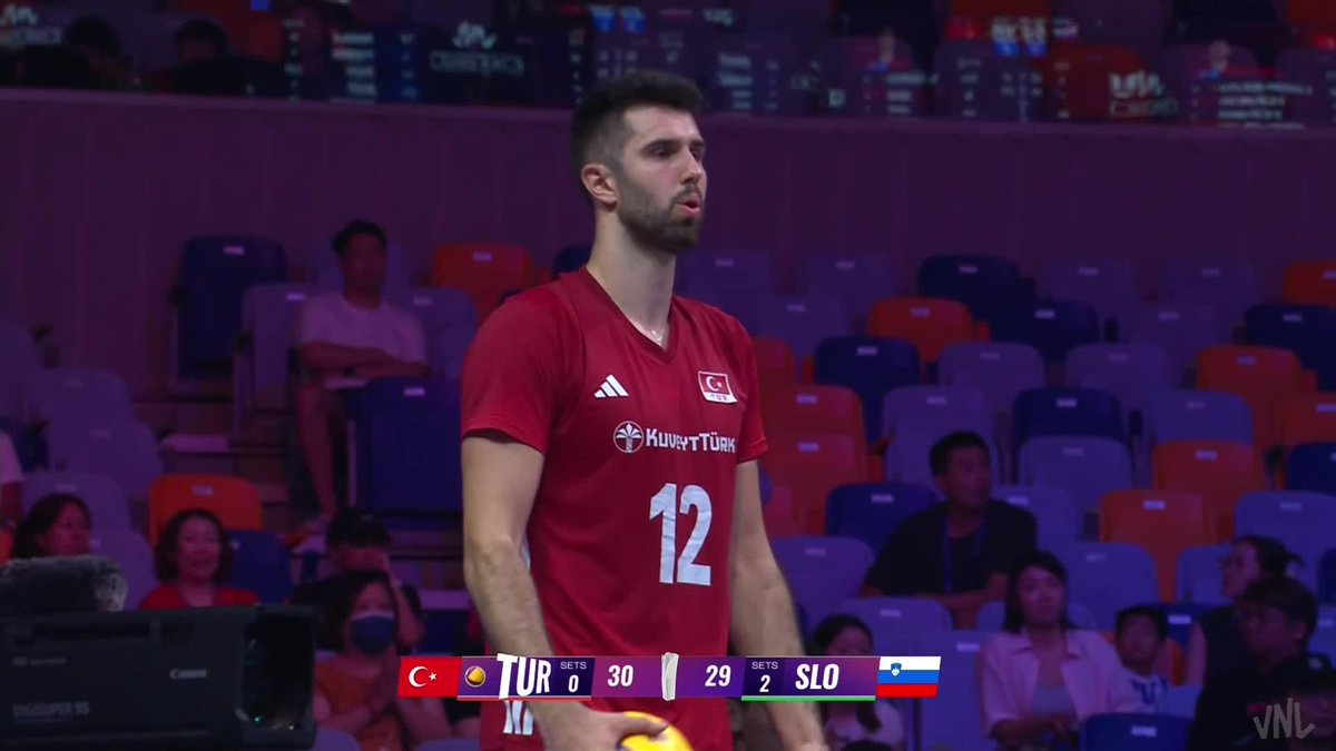 #VNL2026 This game is a BATTLE 🇹🇷⚔️🇸🇮. 📺 Watch LIVE on VBTV: 🏐 #BePartOfTheGame #Volleyball #VNLFinals
