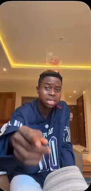 Naira Marley, Sam Larry have been calling me and telling me that Sandra Benede and I don’t need to be fightïñğ. But the day I tried to settle with her, she didn’t want to settle. I even want her to come to my wedding, but she always promises and then fäils🤦‍♂️ —— Peller says 🗣️