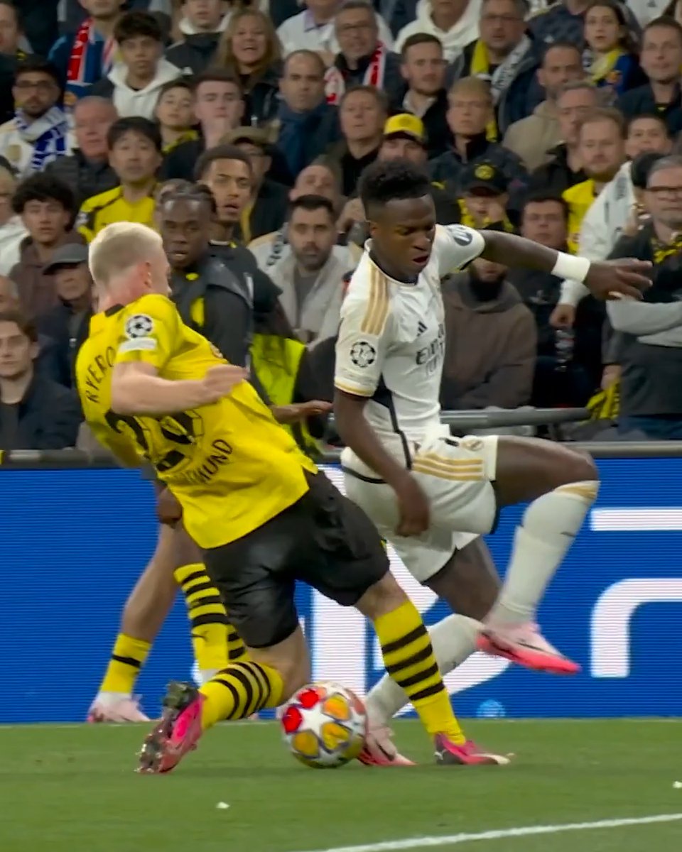 Vini doing this in the Champions League final 😳 #UCL