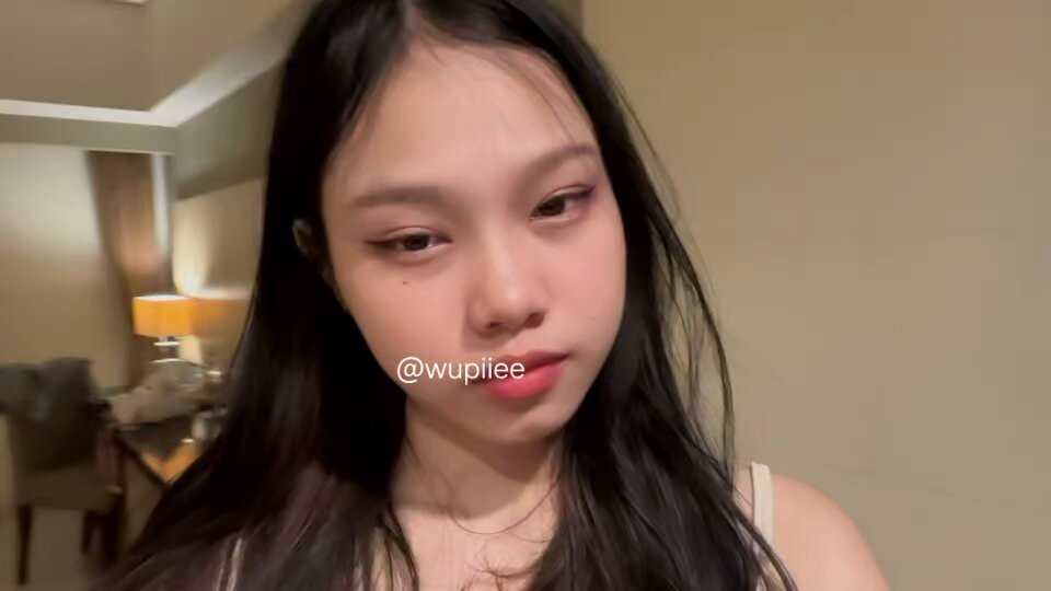 kok kek kasian bgt ya komuknyh