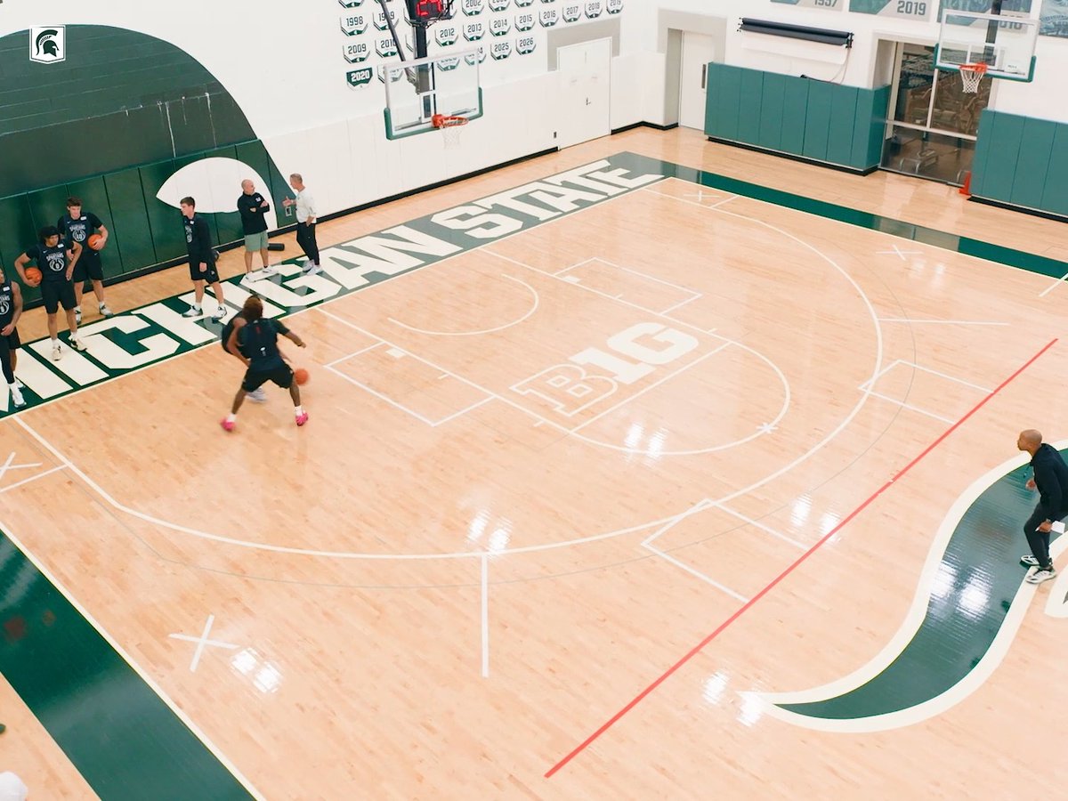📍 The Breslin Center
