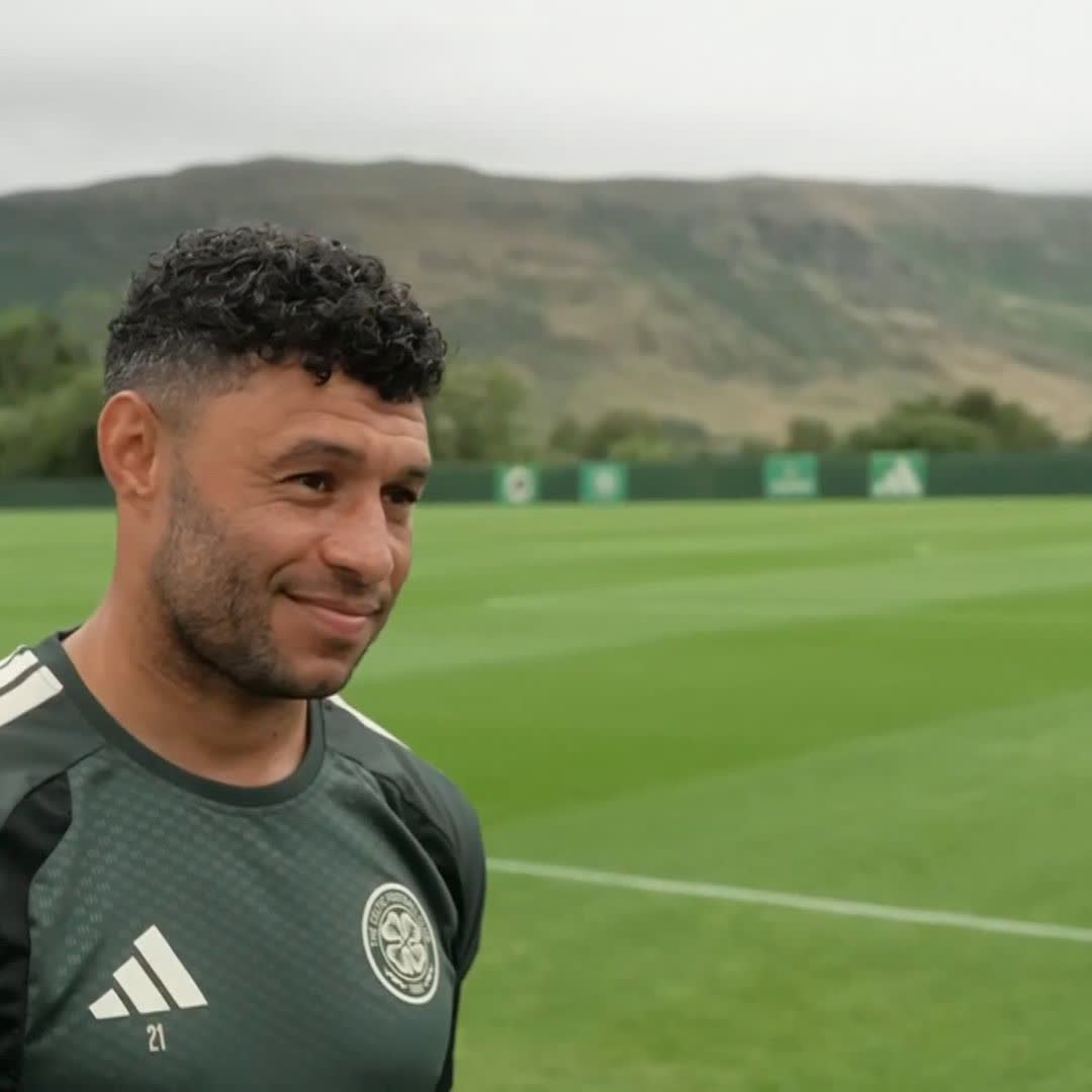 🍀 “It’s hard to find that sort of excitement anywhere in football.” Alex Oxlade-Chamberlain on the “easy decision” to sign a one-year contract extension as he prepares for Celtic’s opening Premiership match against Dundee on Monday, live on Sky Sports ⤵️