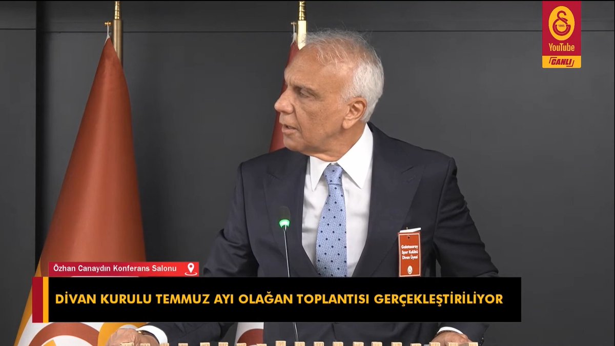 Galatasaray Divan Kurulu Üyesi Can Çobanoğlu, Fenerbahçe'yi ima ederek: "Limiti olmayanlar transfer yapıyor! Farkındasınız değil mi?" Başkan Dursun Özbek: "Bunun benimle ne ilgisi var...-ses duyulmuyor-... Ya ne alakası var?"