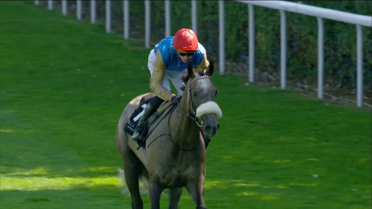 A double for Wathnan &amp; James Doyle! Flora of Bermuda holds on to win the Rolls-Royce Oak Tree Stakes 🥇 🇧🇲 James Doyle | Andrew Balding