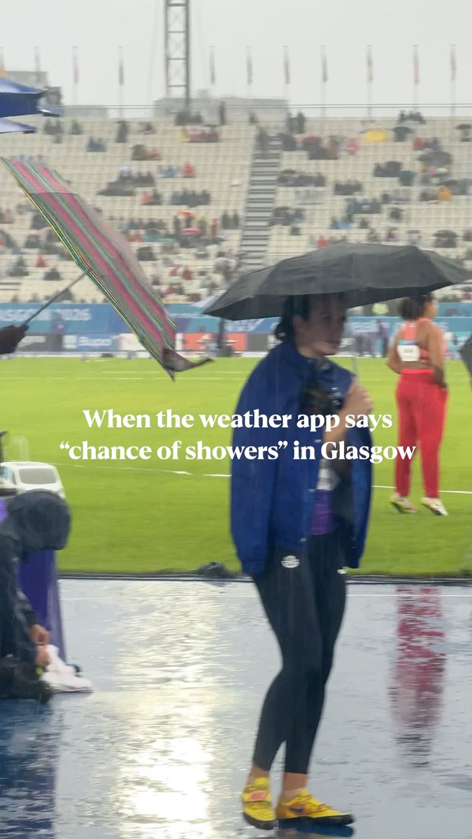 When the weather app says “chance of rain” in Glasgow 😅 The women’s high jump had all Scotland could throw at it ☔️🏴󠁧󠁢󠁳󠁣󠁴󠁿