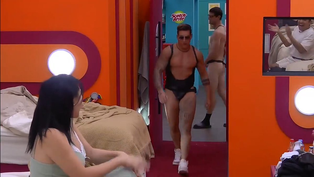Al rato Massad y Moisés después de haber quedado nominados JAJAJA: #LaCasaDeLosFamososMx #LCDLFMX #LaCasaDeLosFamososMx4 #LCDLFMX4