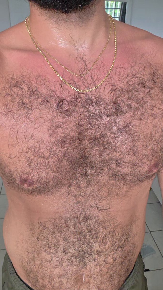 It's so fucking ripe, sweaty and hairy!! Need a face to smear my pits in! #hairypits #armpits #malearmpits #axilas