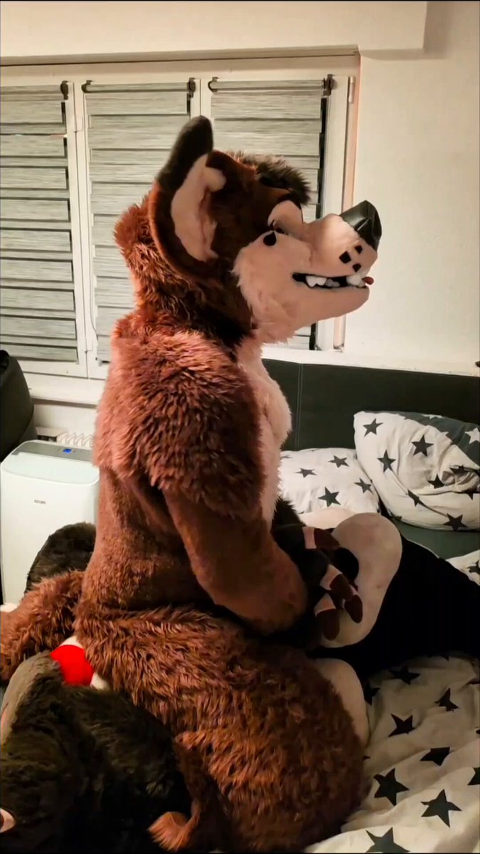 Thick Yote &amp; his massive Bubble Butt dropping huge gas bombs all over poor Sylvester Cat 💨🍑🥵 Full video available :3 DM me here or Telegram @AyceYote Patreon ↪️ Gassy Lover Tier for more of these 👀