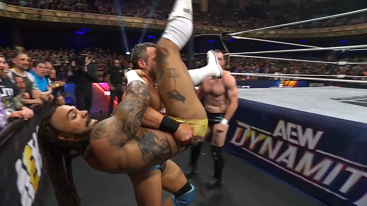 .@OrangeCassidy from the TOP RO- ORANGE CASSIDY! Watch #AEWDynamite LIVE on TBS & HBO Max