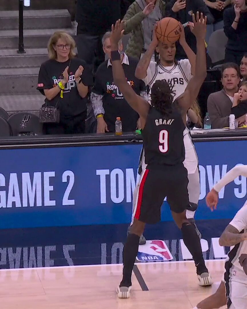 The #Lakers really got this defensive menace on the team for free 🔥
