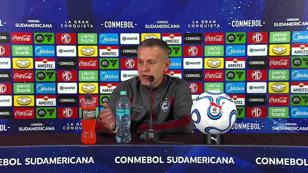 ¿EL CIERRE DE LA CONFERENCIA DE HORACIO MELGAREJO? SIMPLEMENTE IMPERDIBLE. ▶️ Mira nuestros partidos de 🏆 CONMEBOL #Sudamericana en el Plan Premium de #DisneyPlus