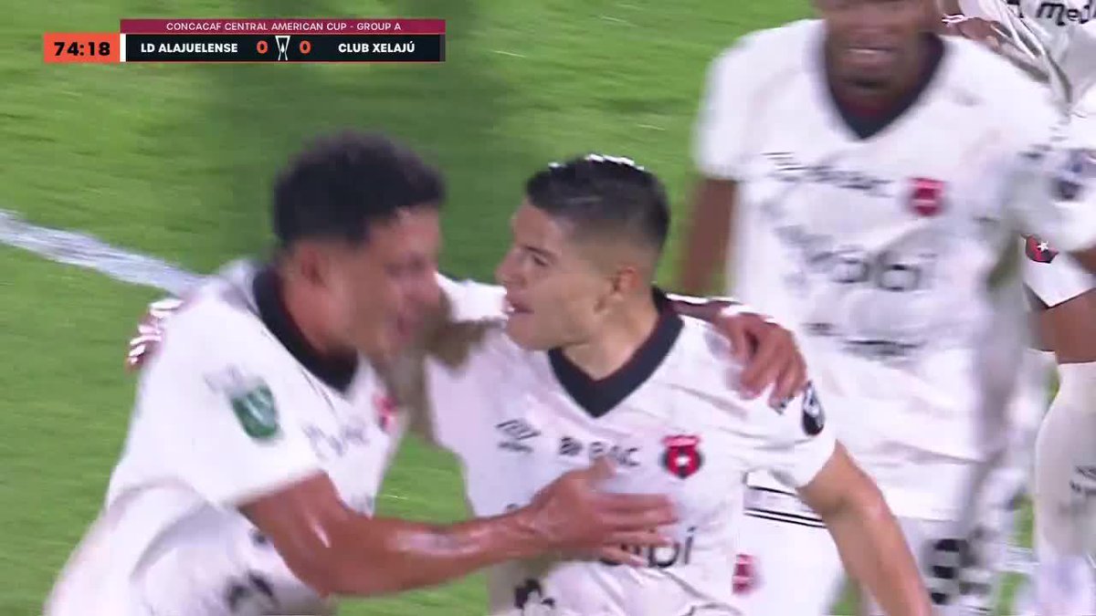 🇨🇷🥵MAMITA QUERIDA, QUÉ GOLAZO DE LA LIGA Cisneros soltó un latigazo desde fuera del área para romper el cero en el Morera Soto.🔥 ▶️Todos los juegos de la 🏆#CopaCentroamericana en el Plan Premium de #DisneyPlus