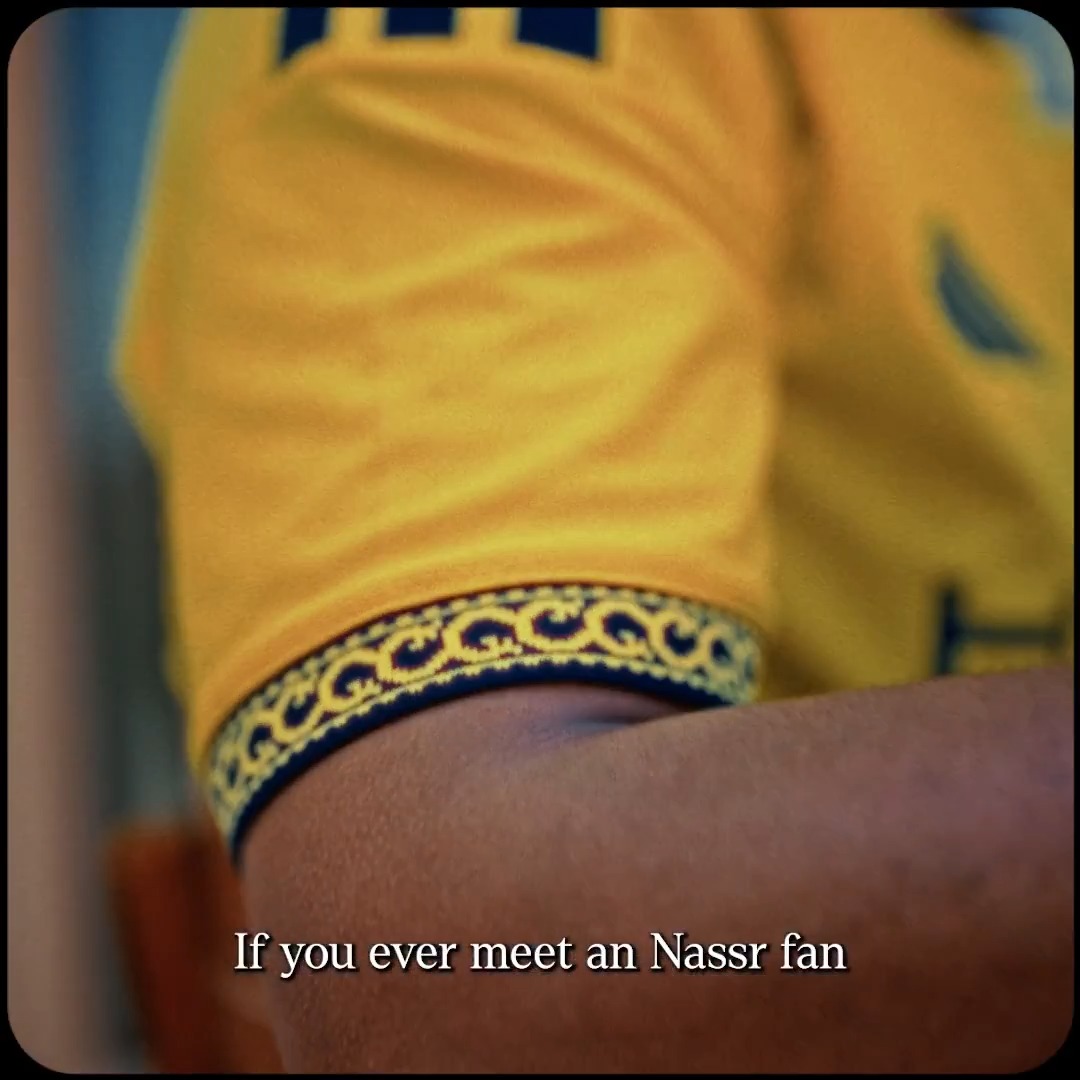 موسمٌ جديد .. طموحات جديدة مظهرٌ جديد يليق بالأبطـال 🤩 نُقدم لكم طقم #النصر الأول لموسم 26/27 💛
