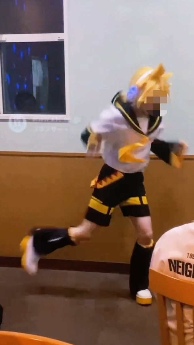 リンちゃんで覚えてくれてる方多いんだけど、元鏡音レン中心レイヤーです