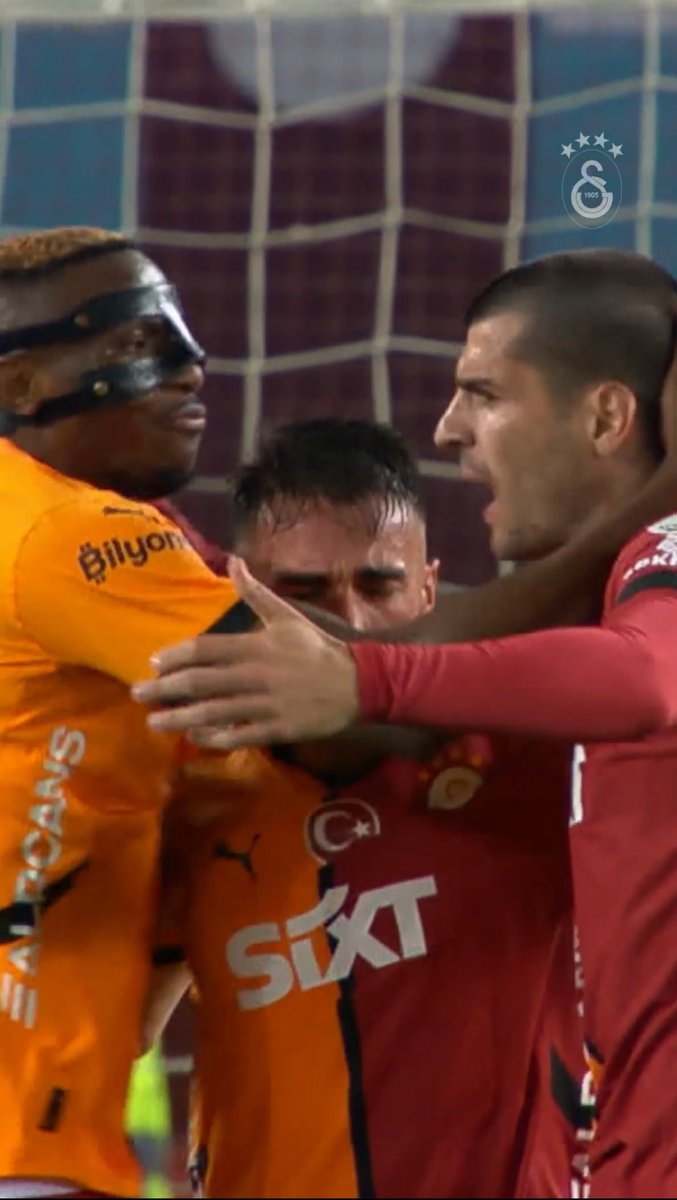 120 yıllık Galatasaray tarihinde ilk defa sol bek transferi konuşulmuyor