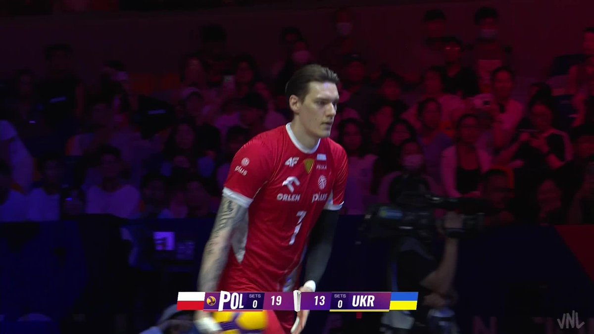 #VNL2026 Tomasz Fornal 🇵🇱 is SHOWING OFF in the backcourt today. 😮‍💨🛡️ 📺 Watch live on VBTV: 🏐 #BePartOfTheGame #Volleyball #VNLFinals