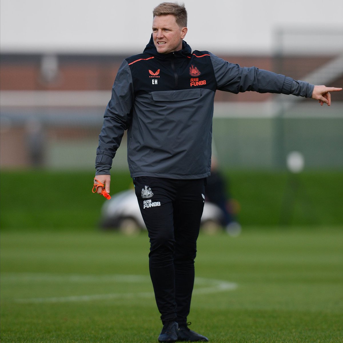 This first training session under Howe will stick long in the memory of most #NUFC fans. That might sound laughable to those outside the Club but to go from what training was under Steve Bruce (non-existent) to this, was mind-blowing. The players couldn't talk/walk after.