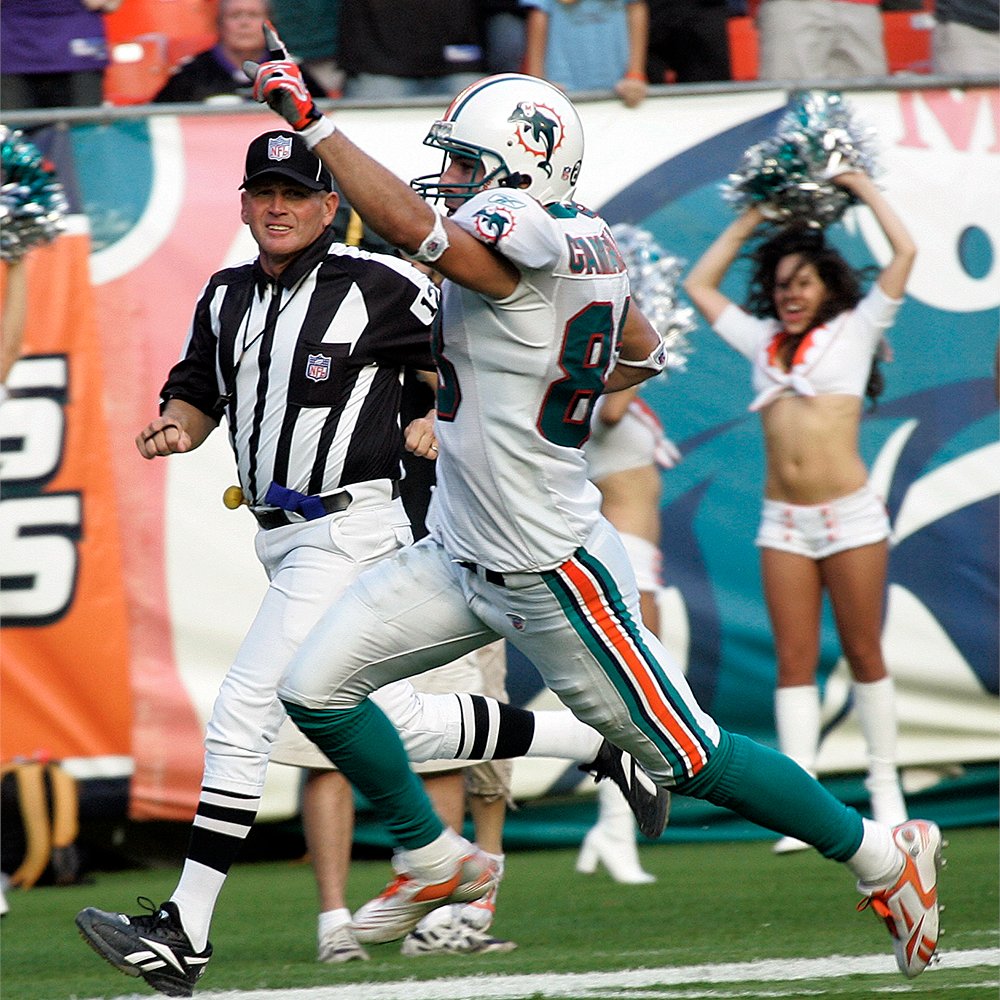 What’s your favorite crowd pop in Dolphins history? A lot of people will say the Miami Miracle, but this is my first memory as a Dolphins fan and it still gives me chills