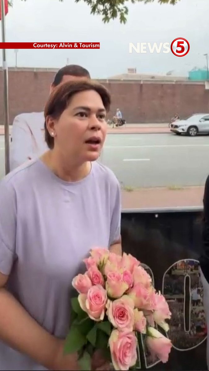 'WALA KAMING AWAY NI BBM' Sinabi ni Vice Pres. Sara Duterte sa isang interview sa The Hague, Netherlands na wala siyang personal na problema kay Pres. Bongbong Marcos. May problema lang aniya siya kay Marcos Jr. dahil "weak leader" daw ang Pangulo.