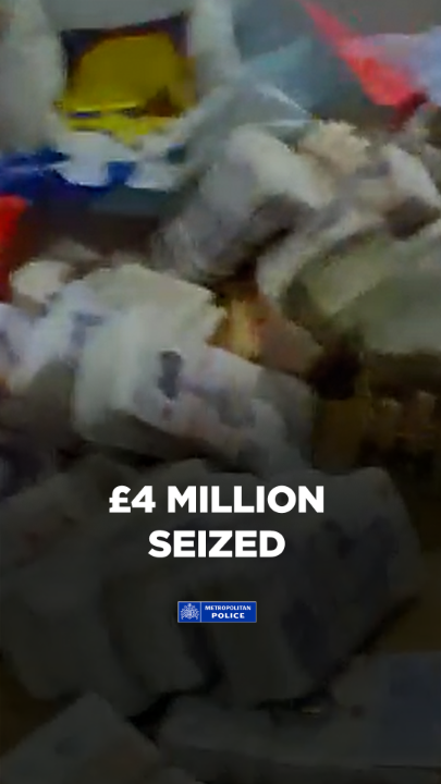 A vehicle stop in South London led officers to seize an estimated £4m in cash and 1kg of cocaine from a linked address. This is one of the largest cash seizures the Met has seen. We will disrupt serious and organised crime and keep Londoners safe.
