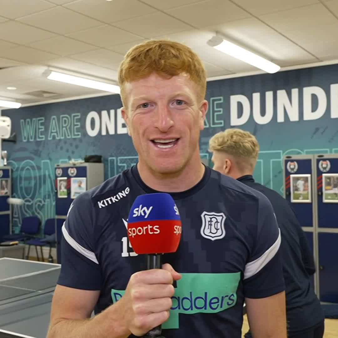 ๐ค Best trainer, worst dressed... Dundee captain Simon Murray goes undercover to get answers to the big issues in the dressing room! Watch Celtic vs Dundee on Monday, live on Sky Sports ๐บ