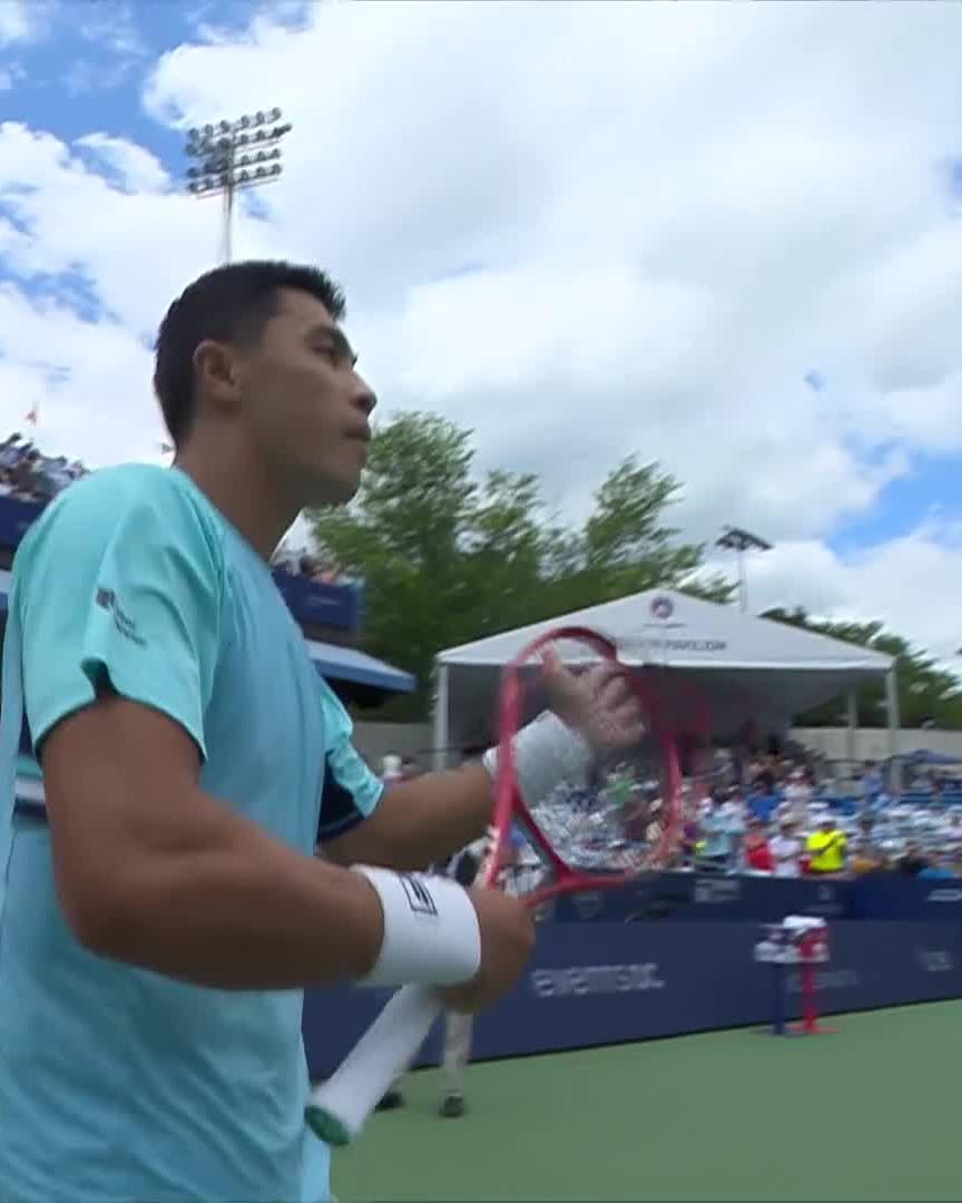 Back in the last 8 in Washington 🎱 Brandon Nakashima defeats Mensik 7-6 3-6 6-4 to repeat last year's success here! #MubadalaDCOpen
