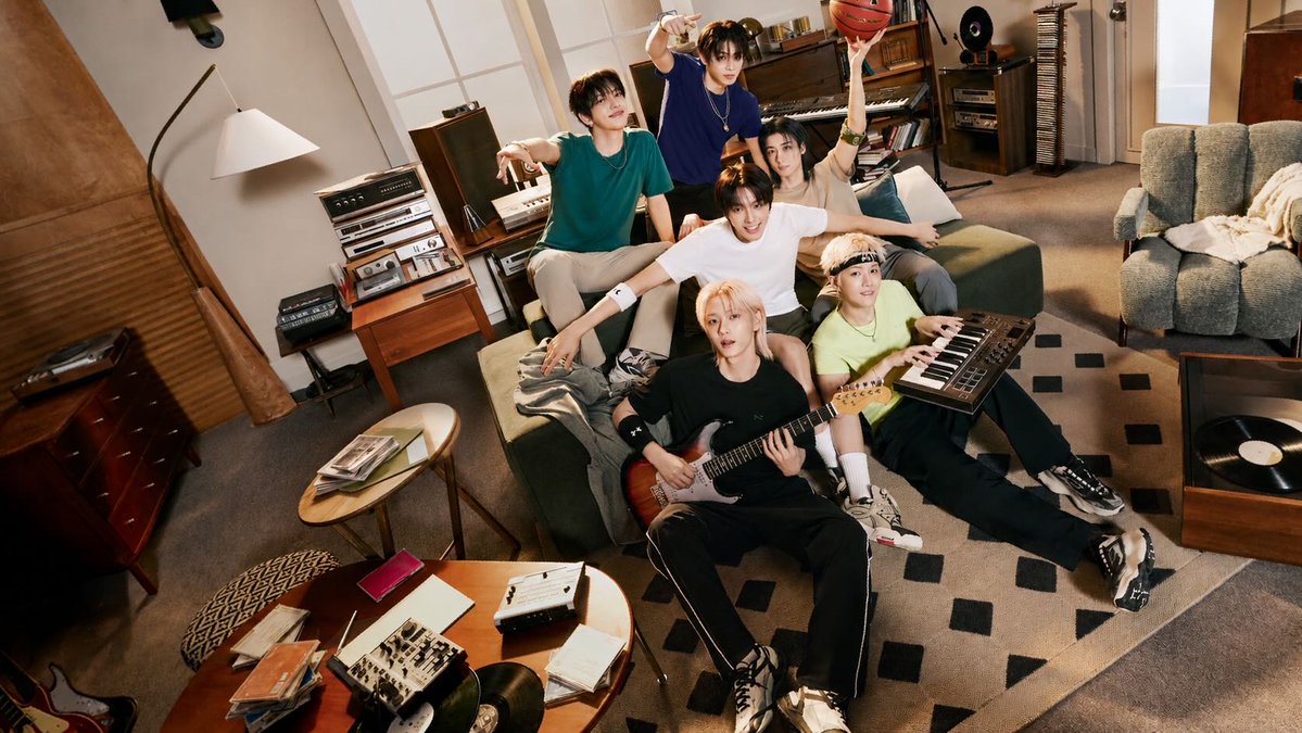 Behind the effortless charm of BOYNEXTDOOR are six performers who show up every day—practicing relentlessly, pushing themselves further, and always giving their best for themselves and their fans. On stage, through their music, and in all the moments in between, there's a different kind of joy to be found when you fully commit to what you love. This is BOYNEXTDOOR's own COMMIT TO JOY story. #UNDERARMOUR #BOYNEXTDOOR #COMMIT #COMMITTOJOY