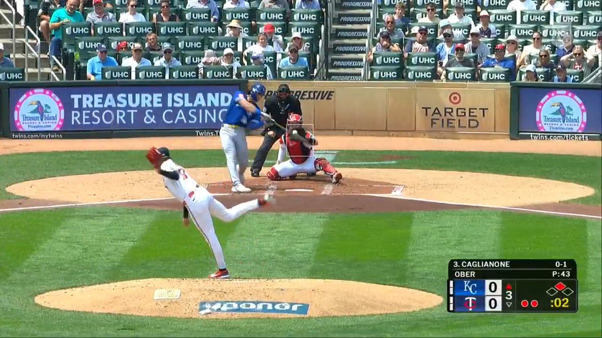 Jac Caglianone crushes a 438-foot home run to open the scoring!