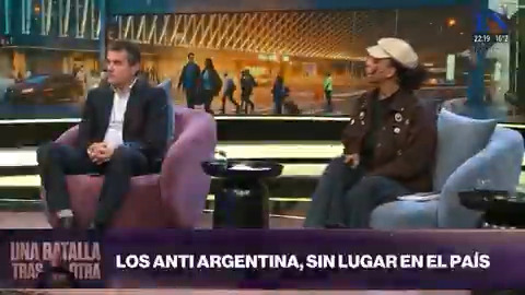 💬 “Lo primero que hace el racismo en Argentina es extranjerizarte” Jennifer Parker contó en primera persona las situaciones de discriminación que vivió a lo largo de su vida. 📌 En Una Batalla Tras Otra