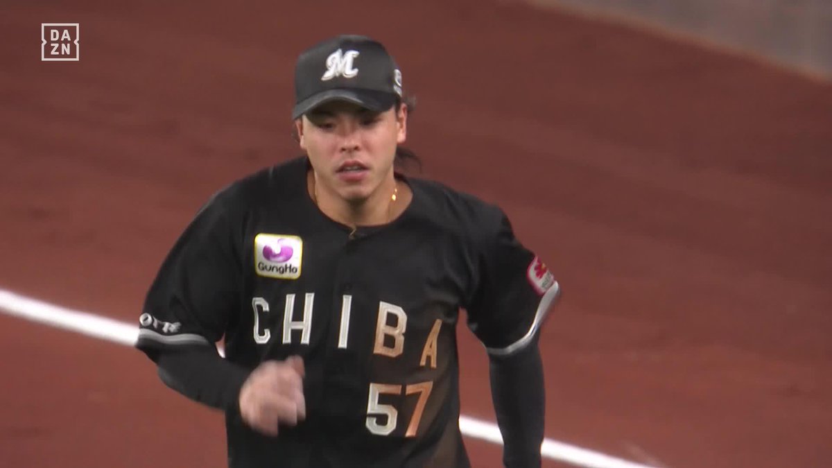 守備範囲が桁違い 小川龍成 定位置から大激走！ ファインプレーを披露！ ⚾️日本ハム×ロッテ #chibalotte #だったらDAZN