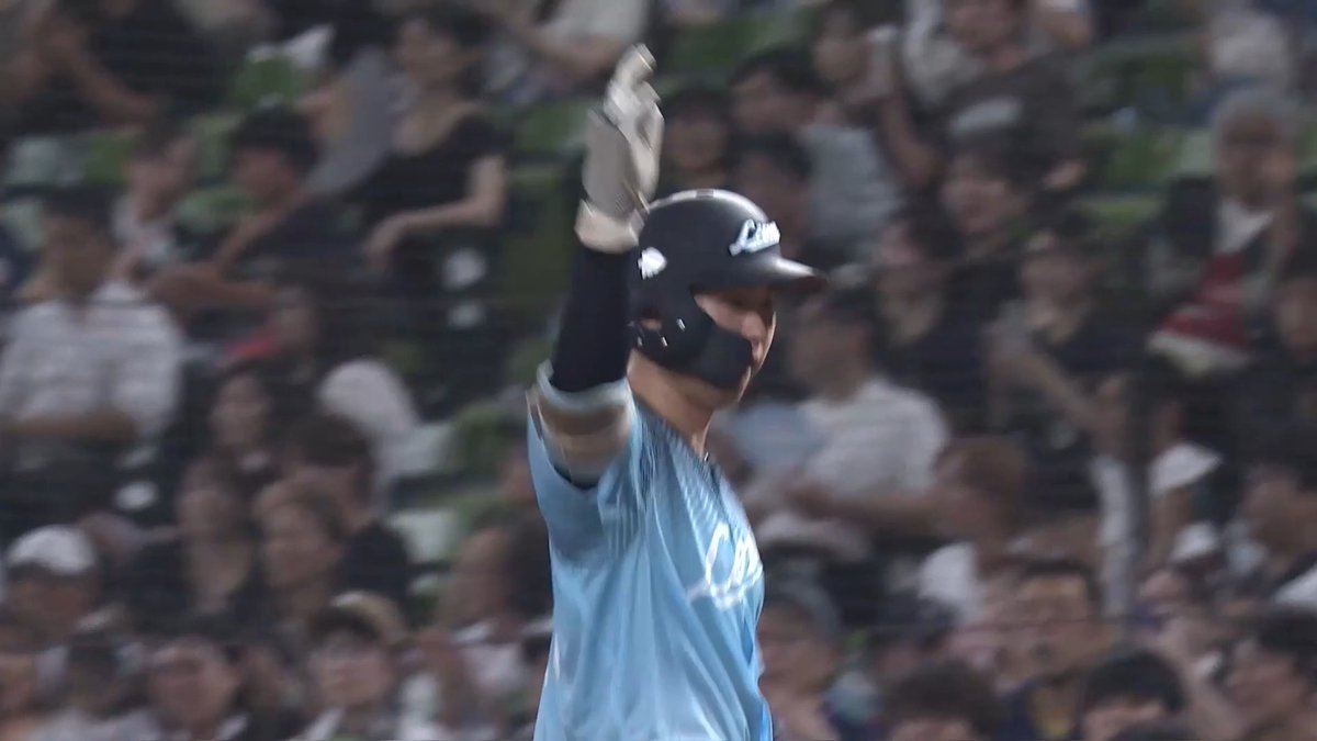7月の得点圏打率5割越えの埼玉西武 滝澤夏央 選手の同点タイムリーヒット👏 小島大河 選手にもタイムリーヒットが飛び出しすぐさま逆転‼️ 👇スマホ・テレビで試合観戦!