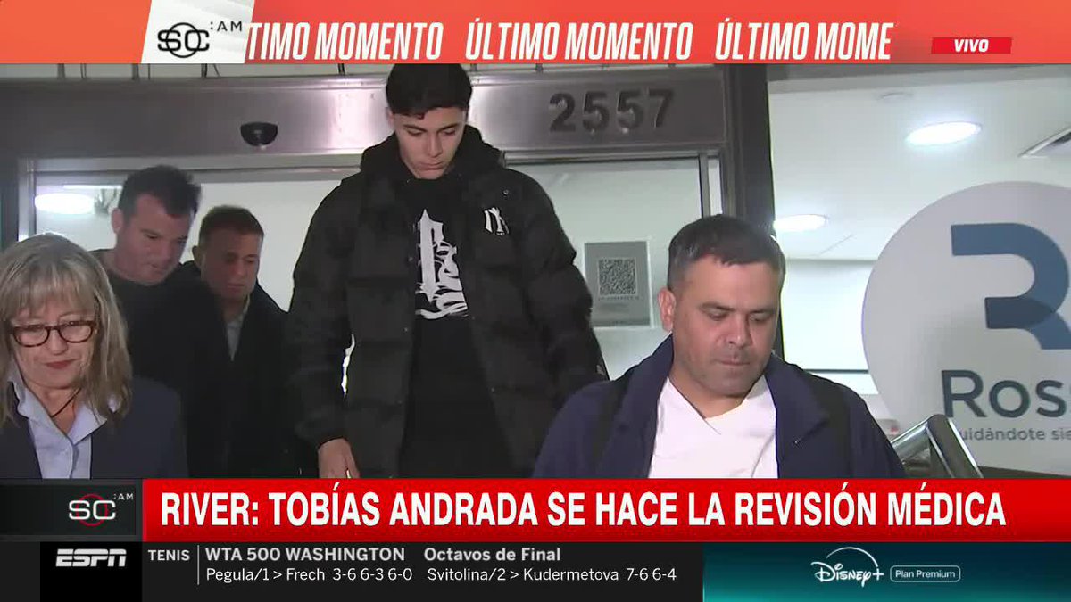 TOBÍAS ANDRADA SE HACE LA REVISIÓN PARA FIRMAR CON RIVER: el jugador de Vélez ya está en la Clínica Rossi para realizarse los chequeos médicos y terminar de sellar su llegada al Millonario. 📺 #SportsCenterAM | #DisneyPlus Plan Premium