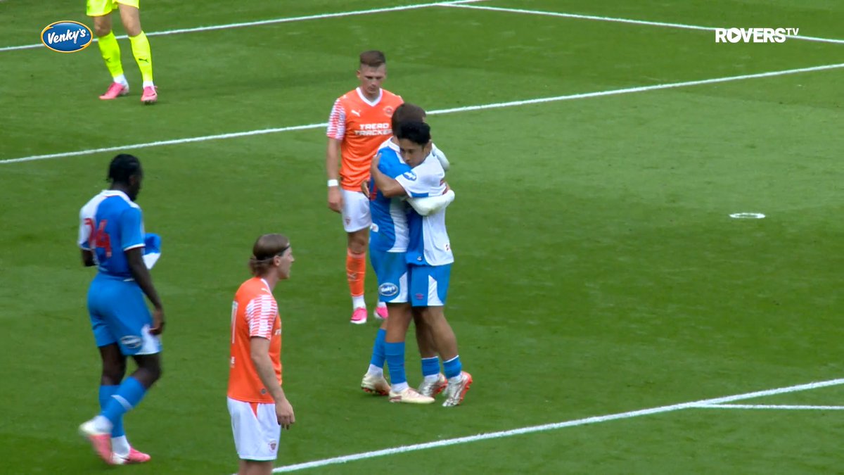 🏴💥 Ryoya Morishita with a low drive as Blackburn drew 1-1 with Blackpool in a friendly. Played a terrific debut season in England, the next one starts on August 8th.