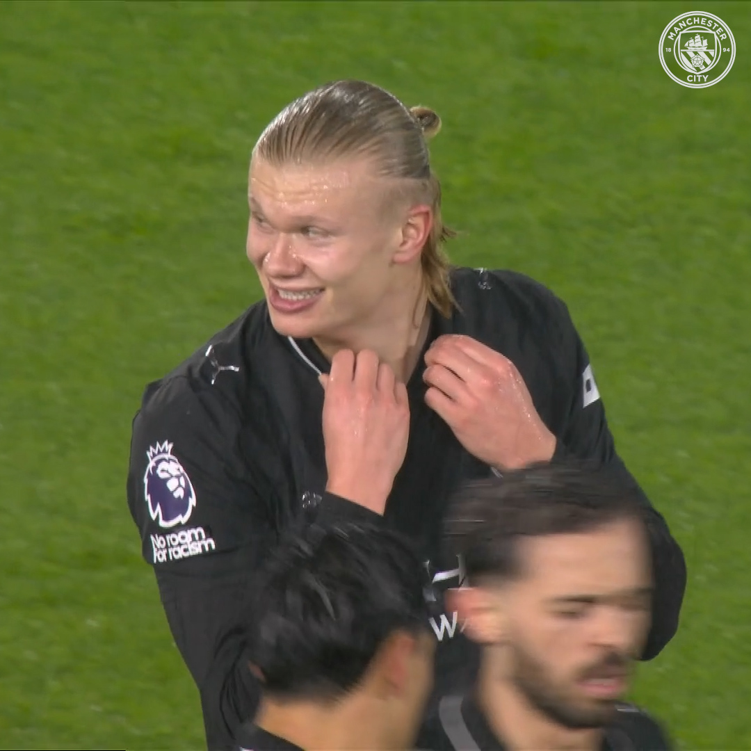 The way Tijjani pulled the defenders on him and then let the ball through to Haaland is genius level stuff fr