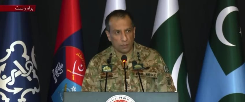 محسن نقوی کا بیان ذاتی رائے ہے،اُس پر بات نہیں کروں گا لیکن گُڈ گورننس کے بغیر معاملات حل نہیں ہوسکتے،پاکستان کی سیکیورٹی کے لئے گُڈ گورننس بہت ضروری ہے،سارے مسئلے حل نہیں ہورہے،اس پر سنجیدہ بحث ہونی چاہیے،اس کا مطلب ہے کہ گُڈ گورننس کے لئے کچھ کرنا پڑے گا،ڈی جی آئی ایس پی آر